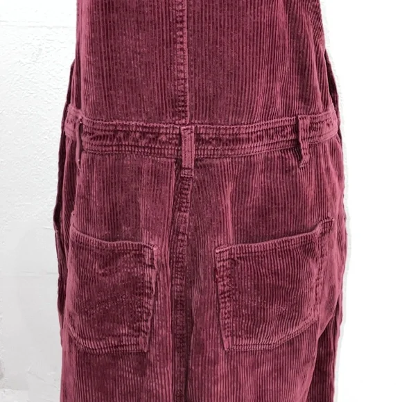 Burgundy Levi’s corduroy overall dress - Picture 10 of 13